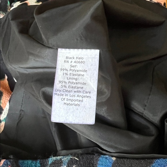 NWT Black Halo Marissa Leopard Print Boat Neck Crepe Sheath Dress Women's Size 4 - Picture 3 of 7